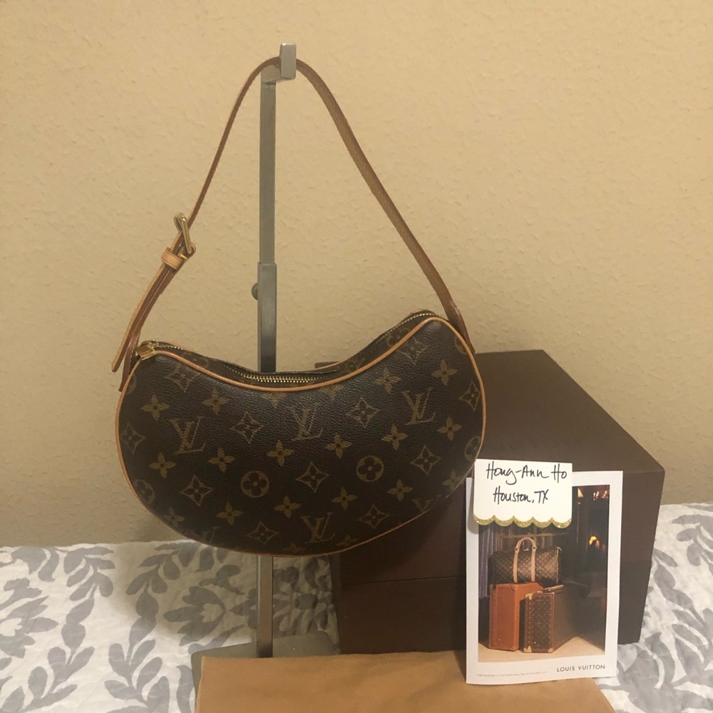 Auth Louis Vuitton Pochette Croissant PM Monogram